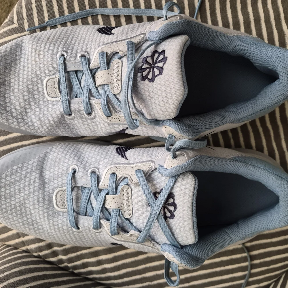 Nike Men's Flex Experience Run 11 Athletic Shoes - Picture 5 of 5